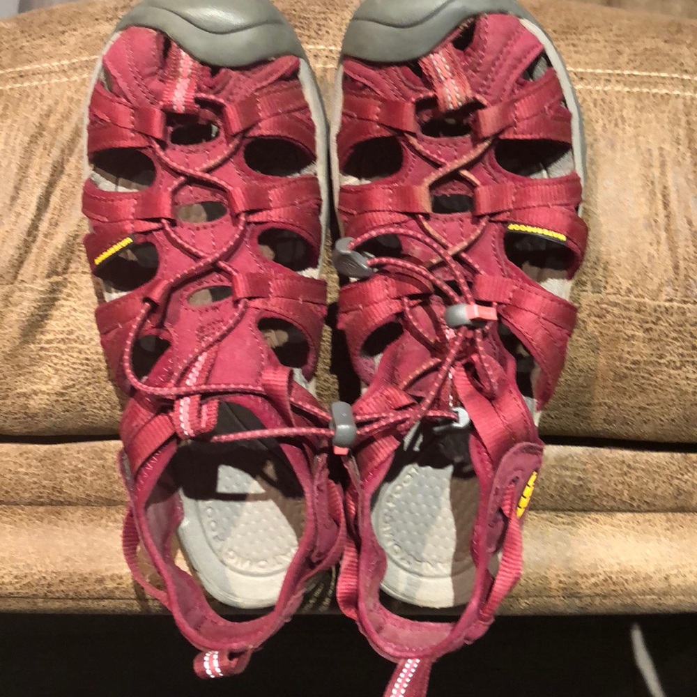 Keen shoes